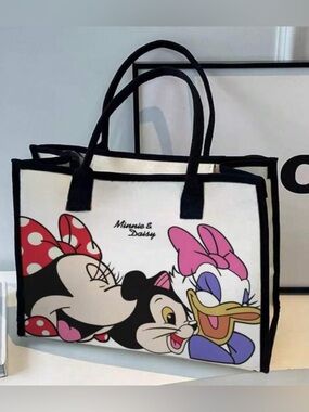 Minnie Mouse & Friends Printed Canvas Tote Bag - White and Black